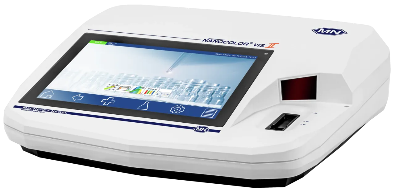 Spectrofotometru NANOCOLOR VIS II pentru configurarea analizelor de apă